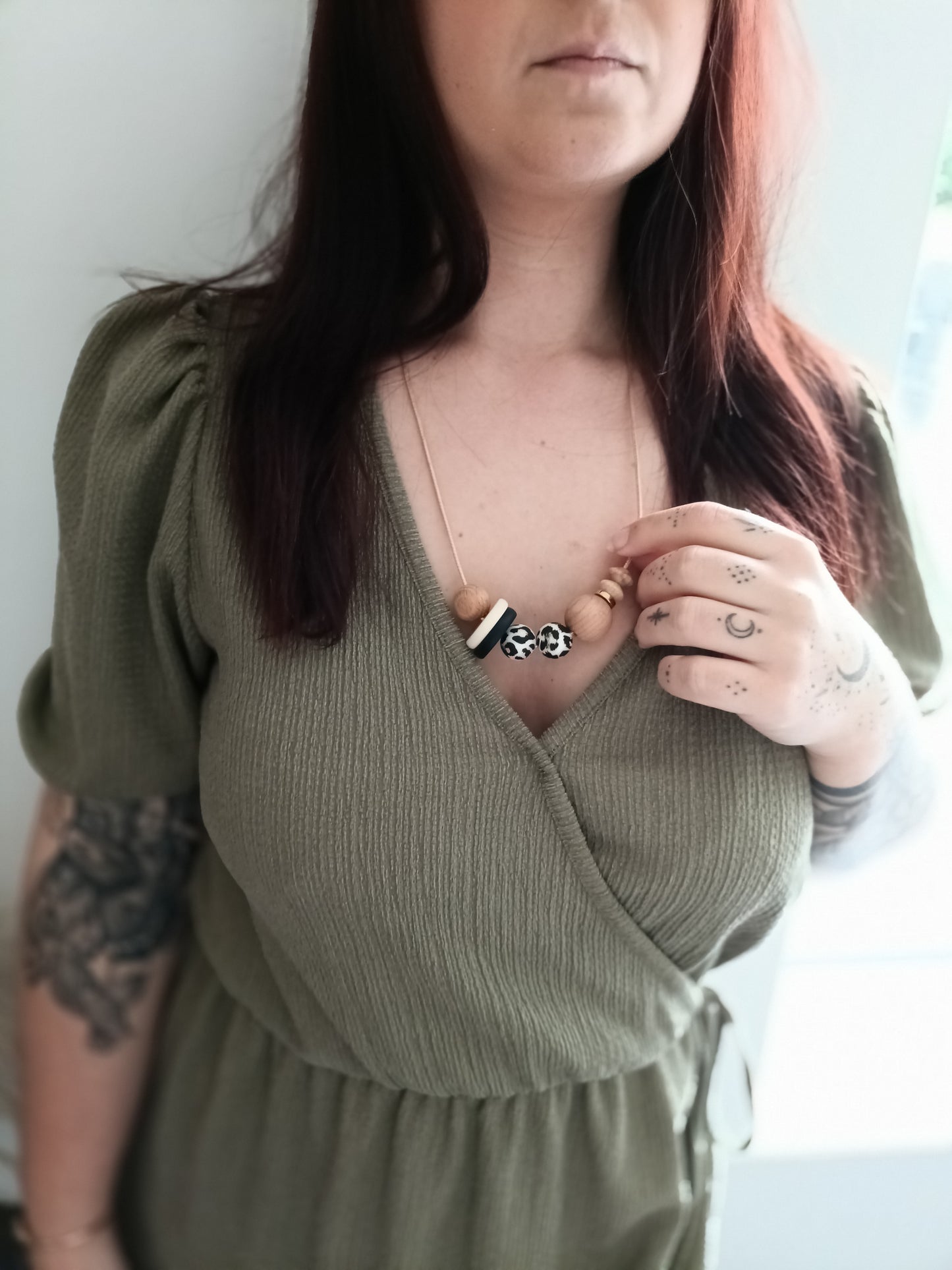 Leopard Simple Balance Necklace-Blossy