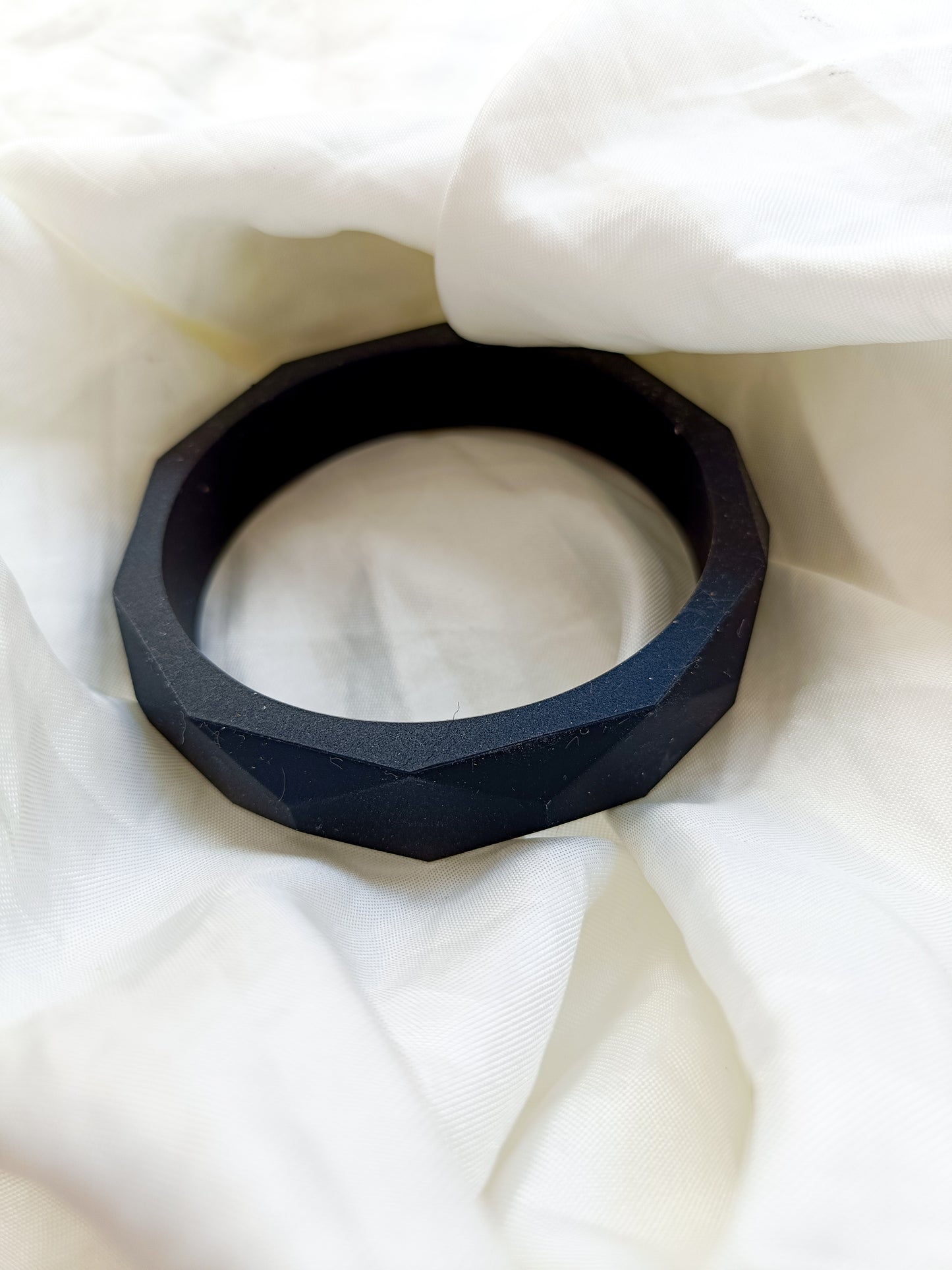 black silicone teether bracelet blossy mama