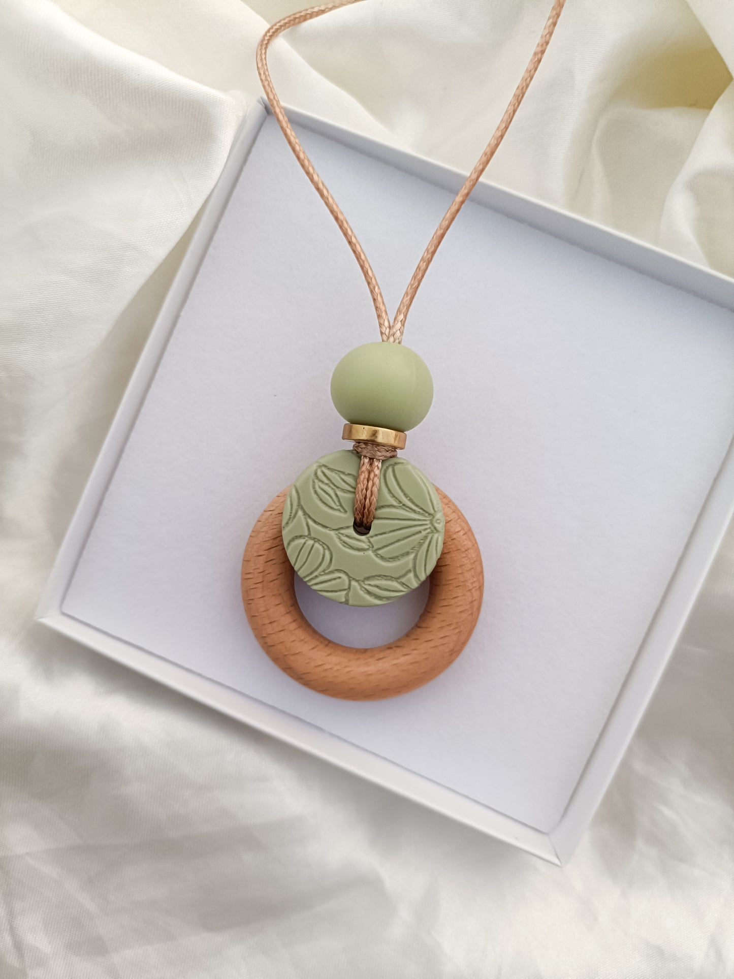 Embossed Lint Green Bloom Pendant