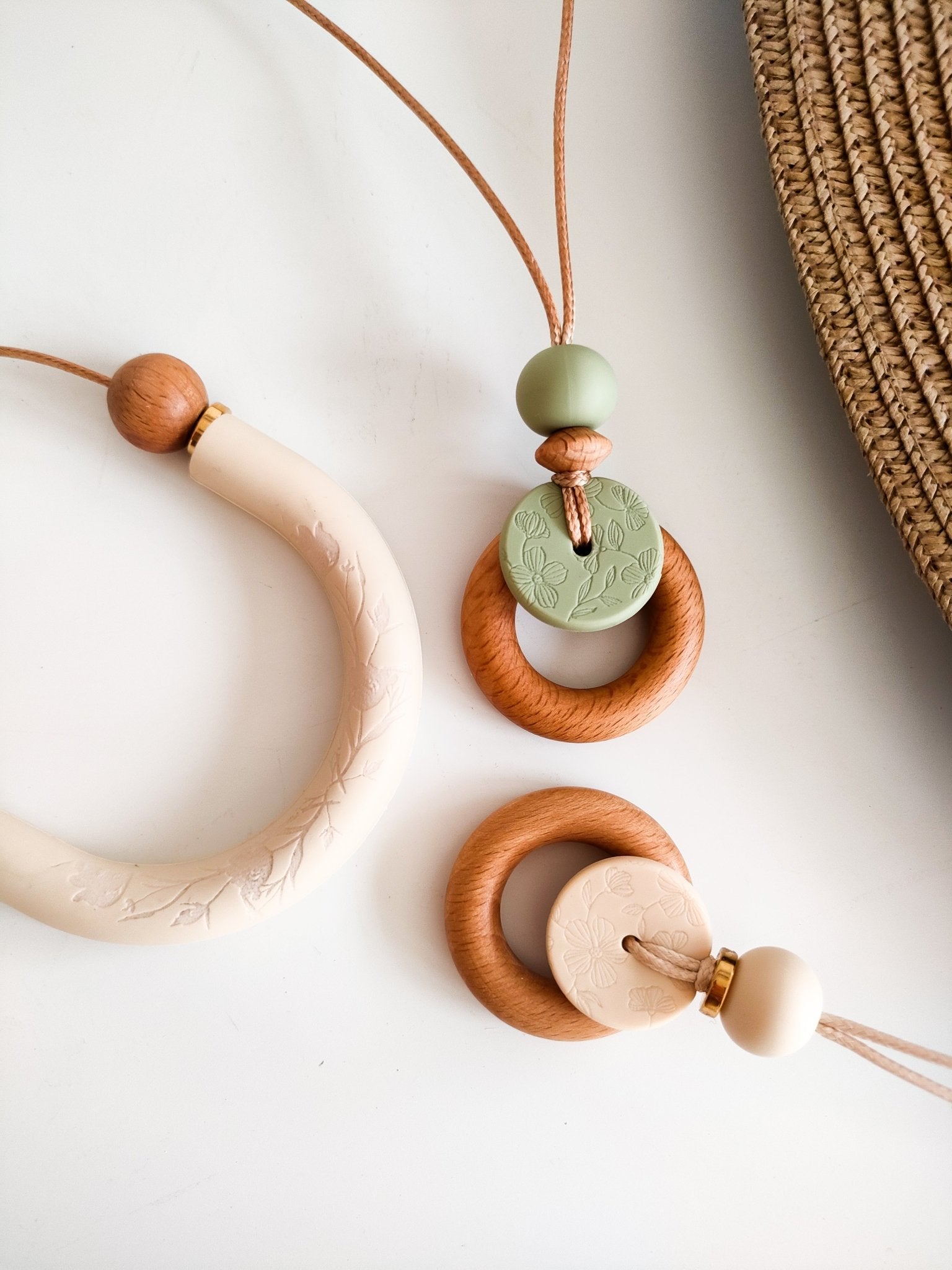 Embossed Lint Bloom Pendant - Bennie Blooms Breastfeeding, Teething and Fiddle Jewellery at its finest.