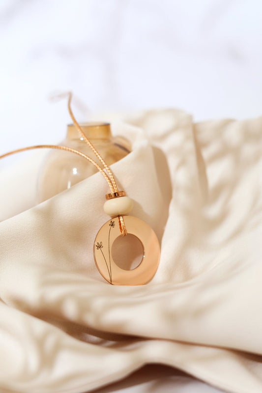 Luxe Bloom Feeding Necklace - Bennie Blooms Breastfeeding, Teething and Fiddle Jewellery at its finest.