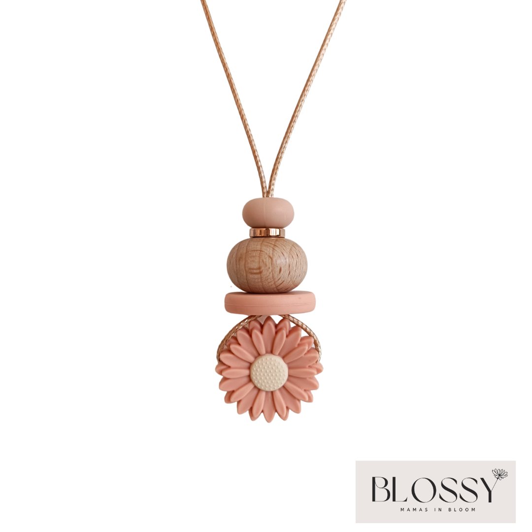 Sassy Statement Daisy Pendant - Blossy