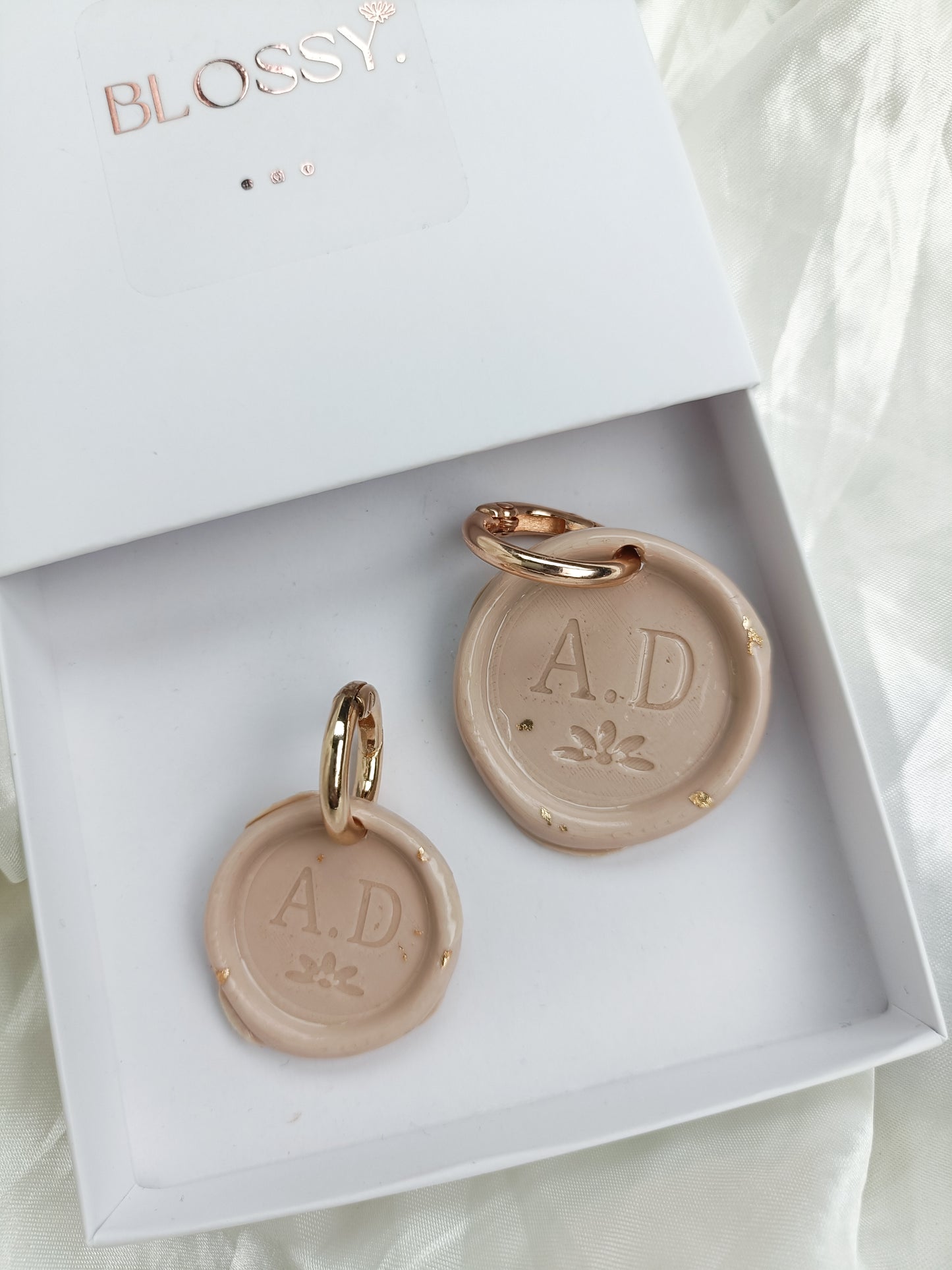 Initial custom keyring bag charm