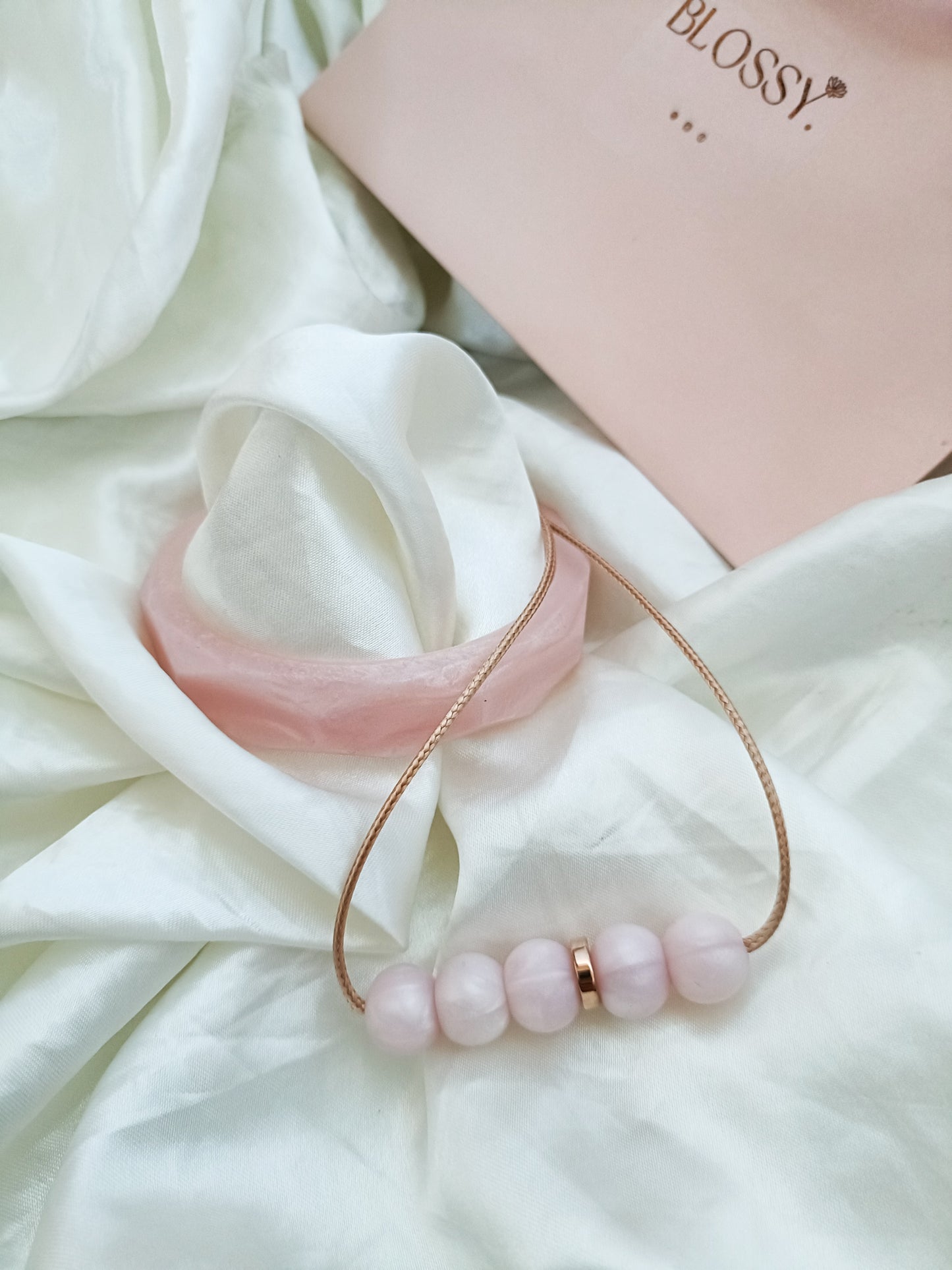 Pearl Breastfeeding and teething Giftset