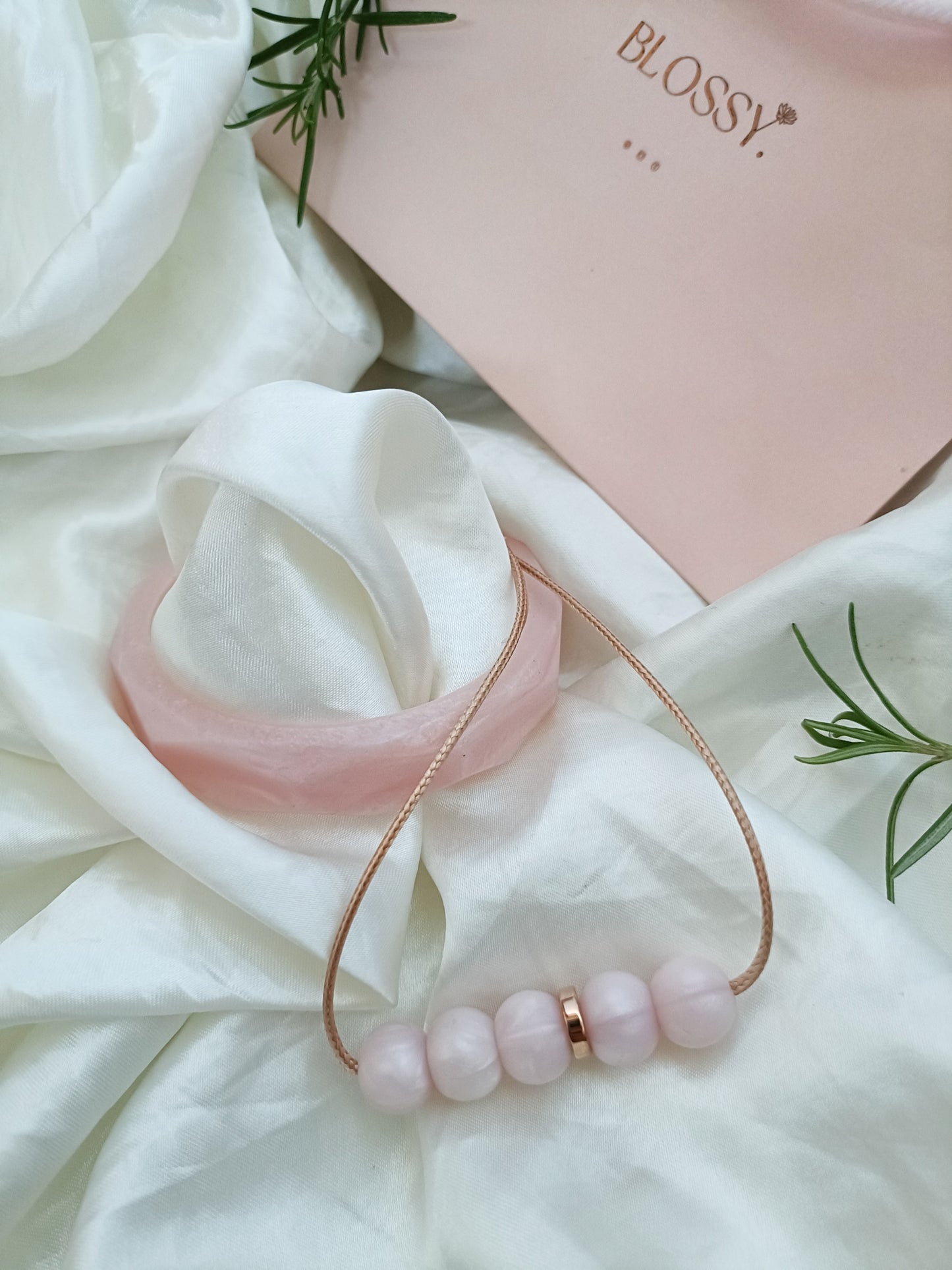 Pearl Breastfeeding and teething Giftset