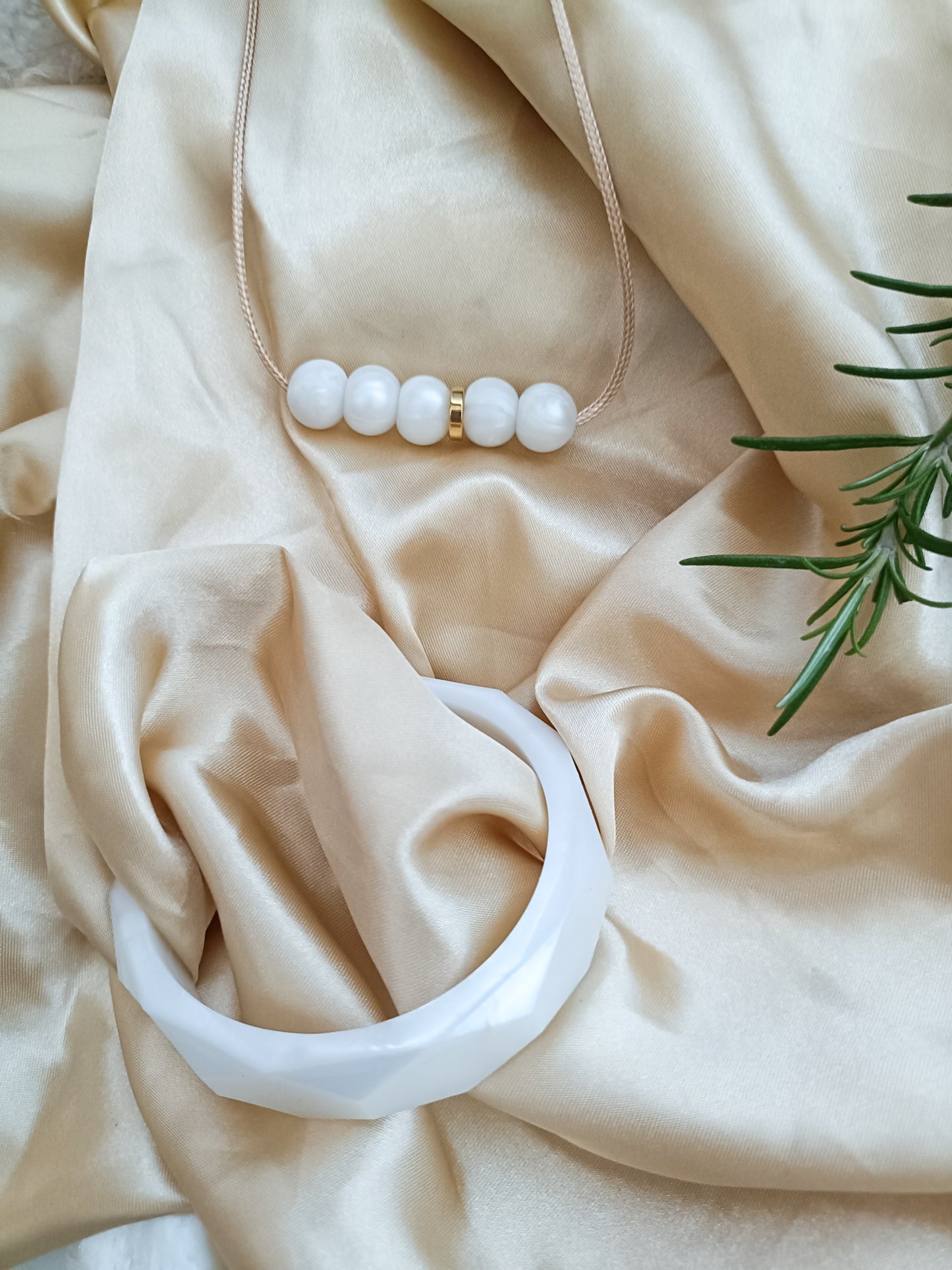 Pearl Breastfeeding and teething Giftset