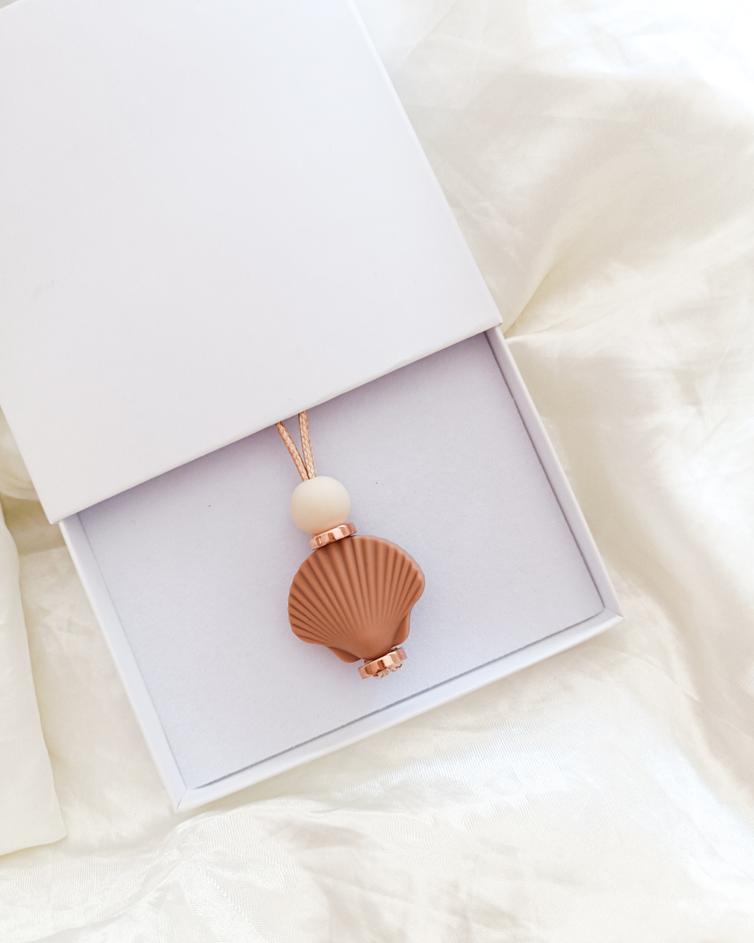Bloomshell Pendant