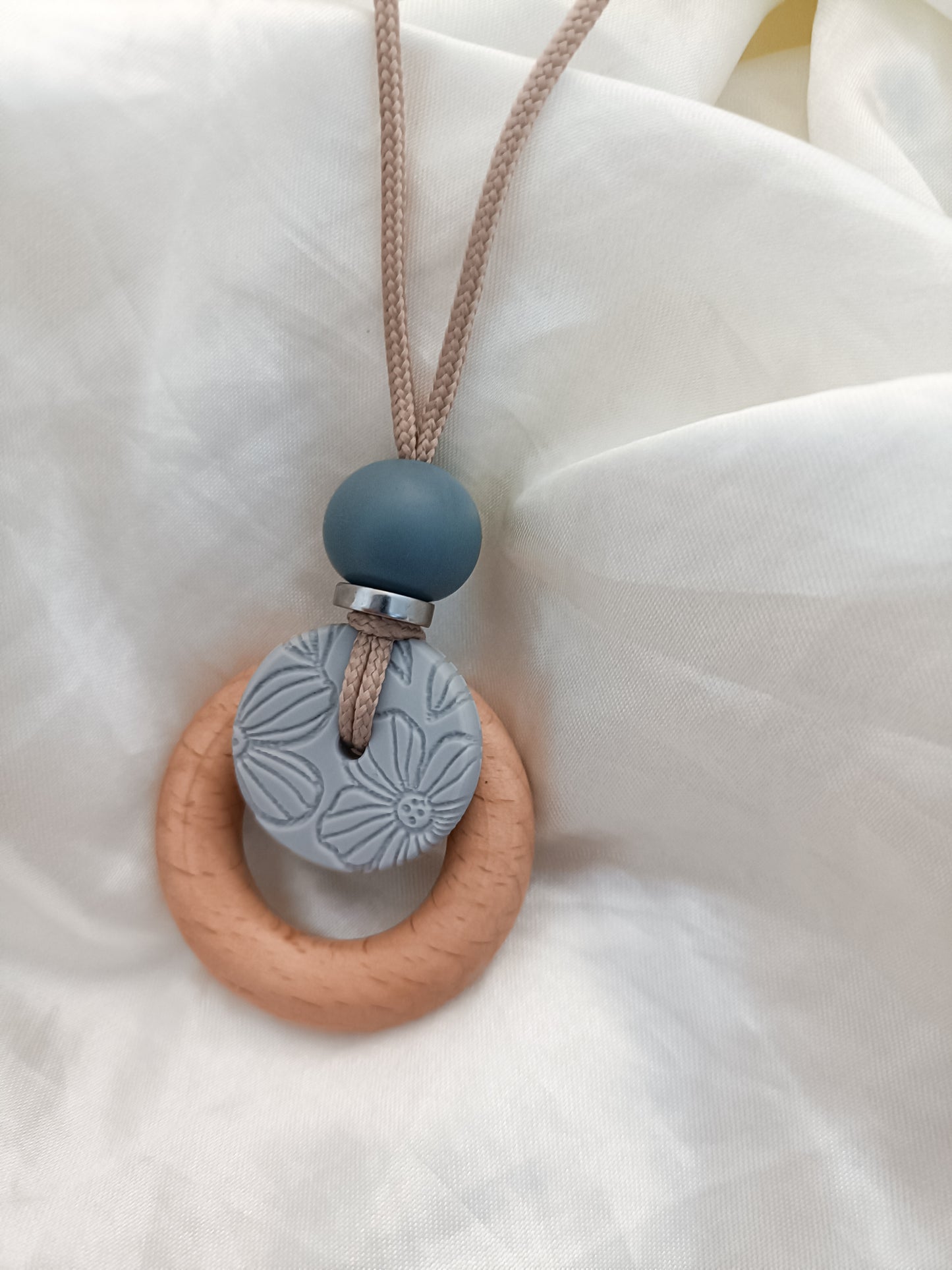 Embossed grey Bloom Pendant