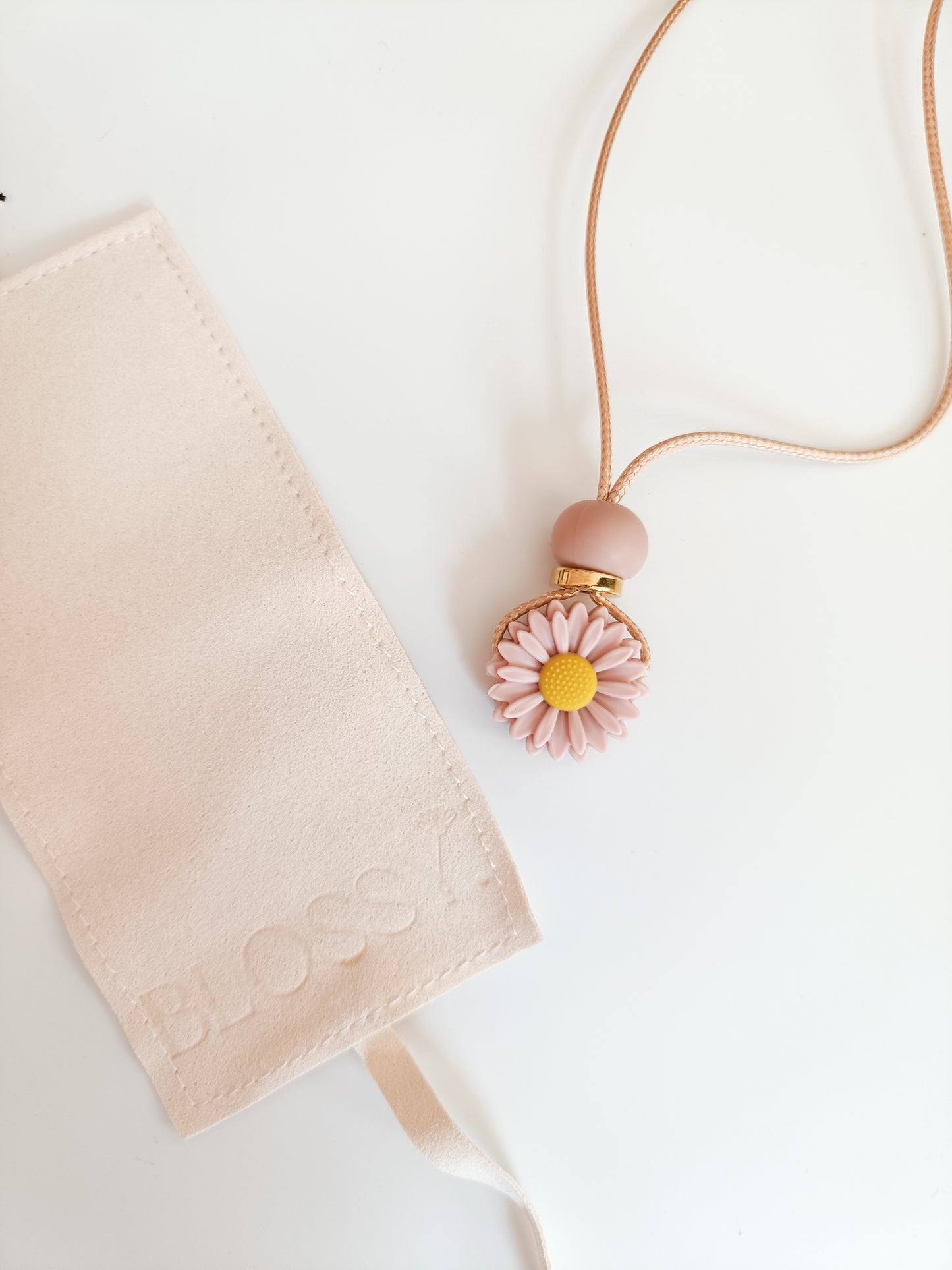 Blossy Pink Dainty Daisy Silicone Nursing Pendant