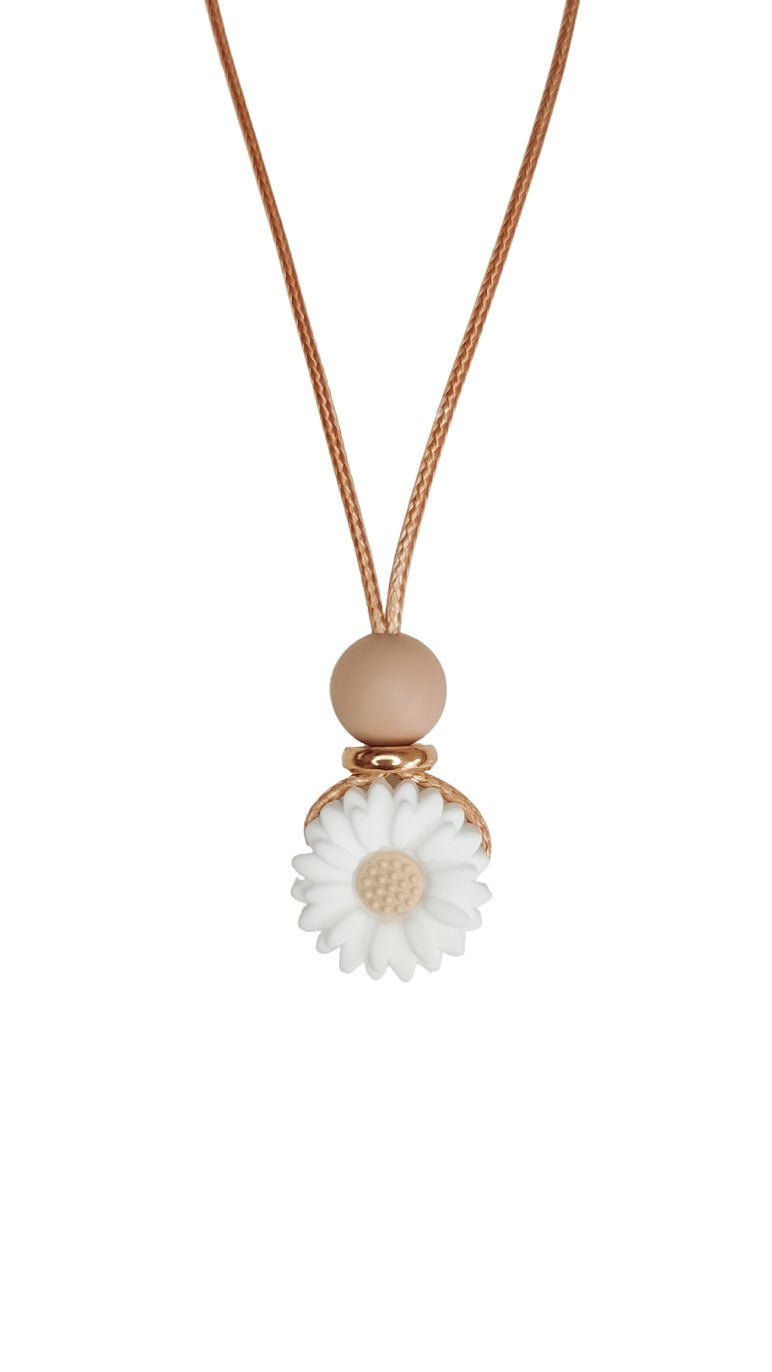 Dainty Daisy nursing Pendant in white with rose gold detail